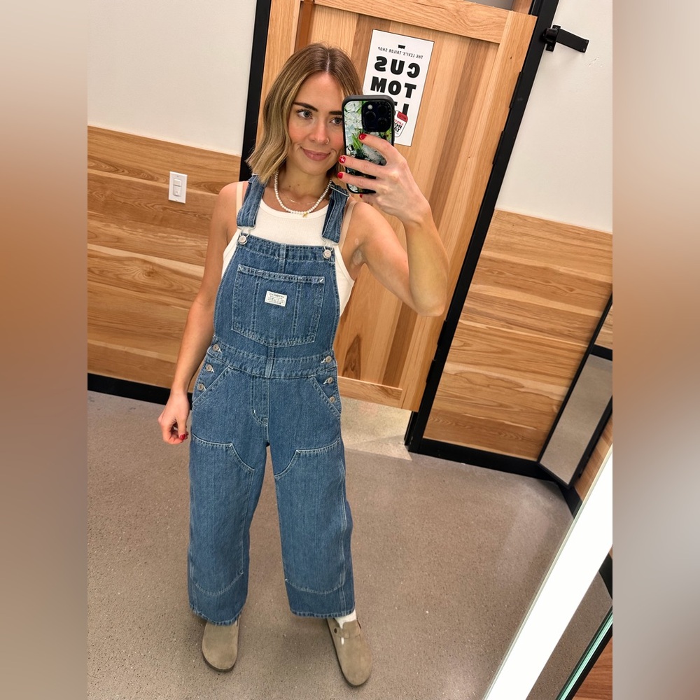 Levi's Baggy Highwater Overalls - Picture 2 of 3